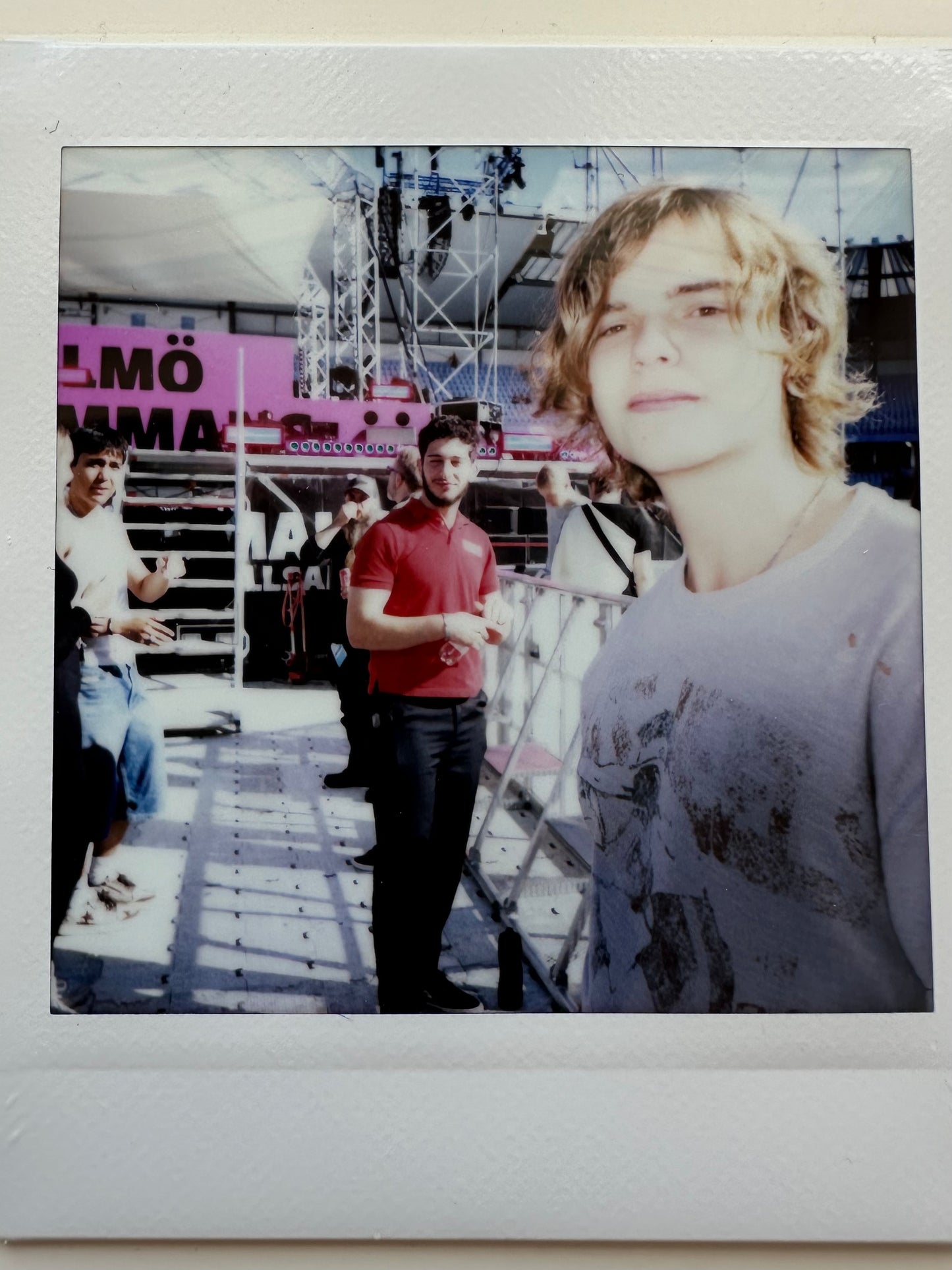 ONE UNIQUE SIGNED POLAROID PHOTO