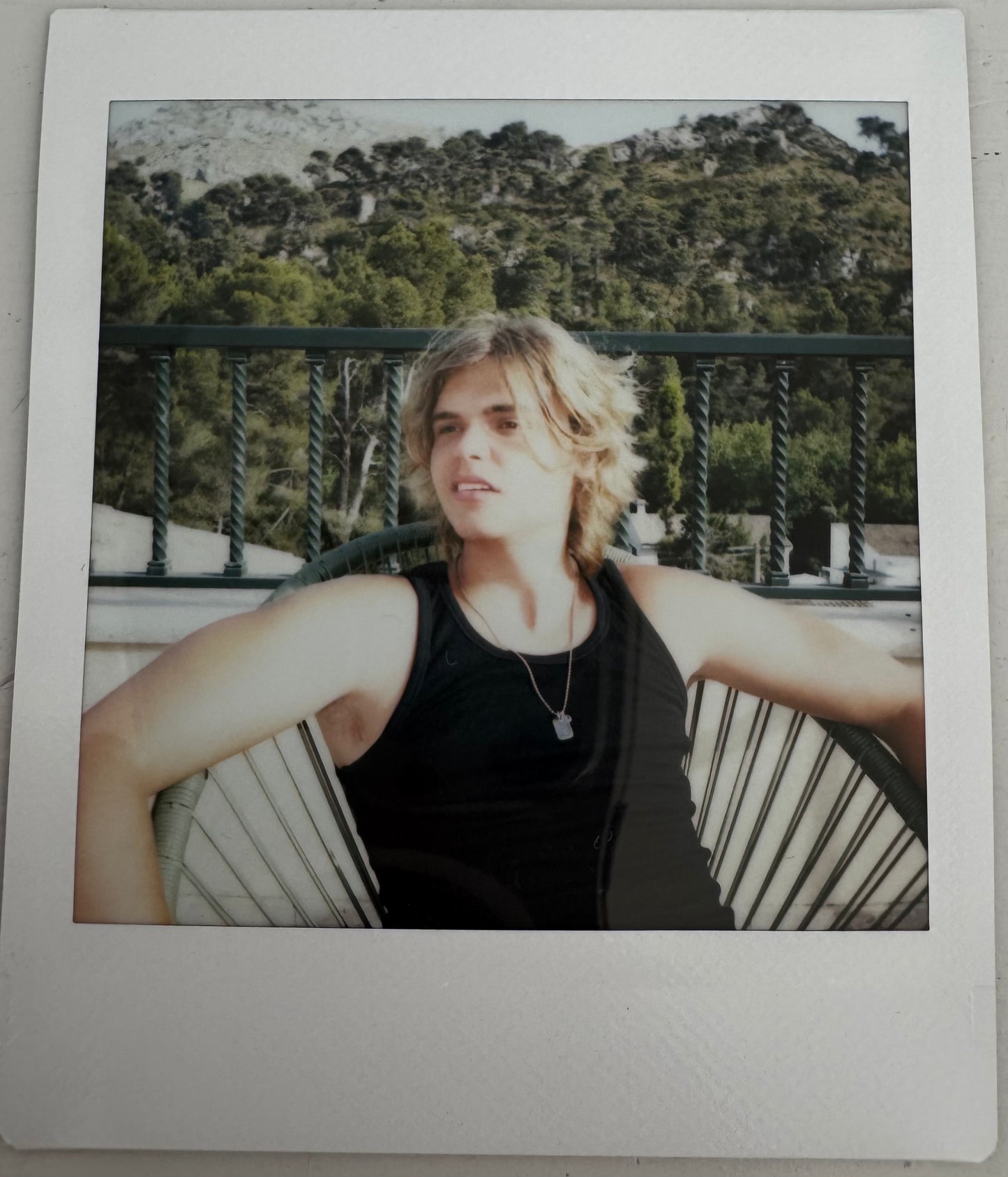 ONE UNIQUE SIGNED POLAROID PHOTO