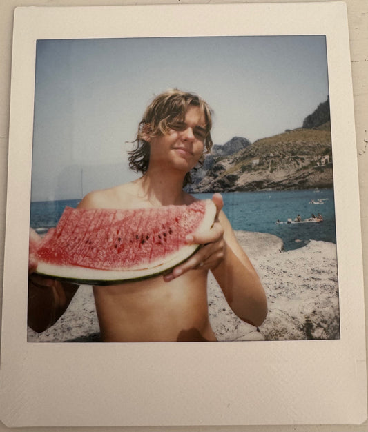 ONE UNIQUE SIGNED POLAROID PHOTO